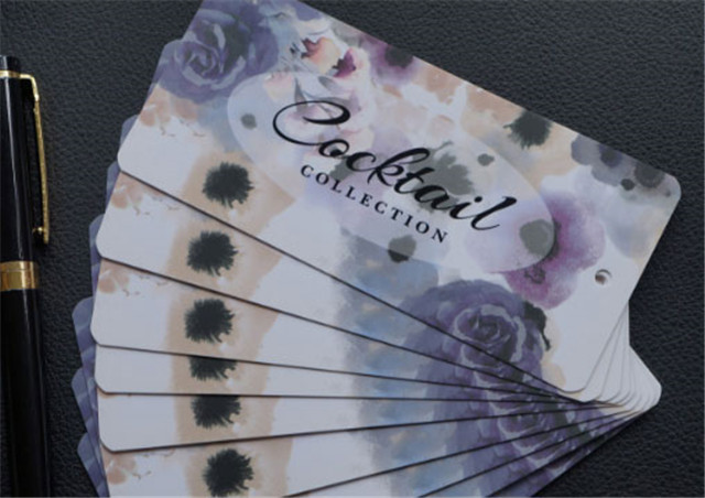 Luxury Matt Lamination Clothing Tags Custom Paper Labels Hang Tags 