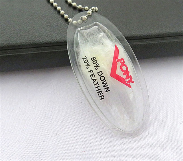  New Plastic PVC Waterproof Swing Tags Clear Lucency PVC Hang Tag with Feather inside 