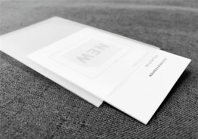 High-end Clothing Hangtag Women's Brand Swing Tags Customized